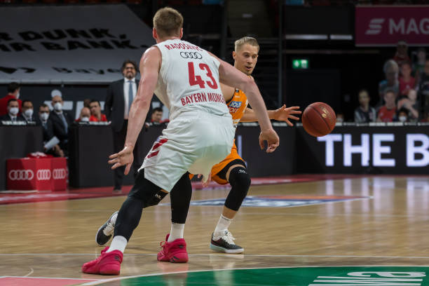 旨在通过体 旨在通过体