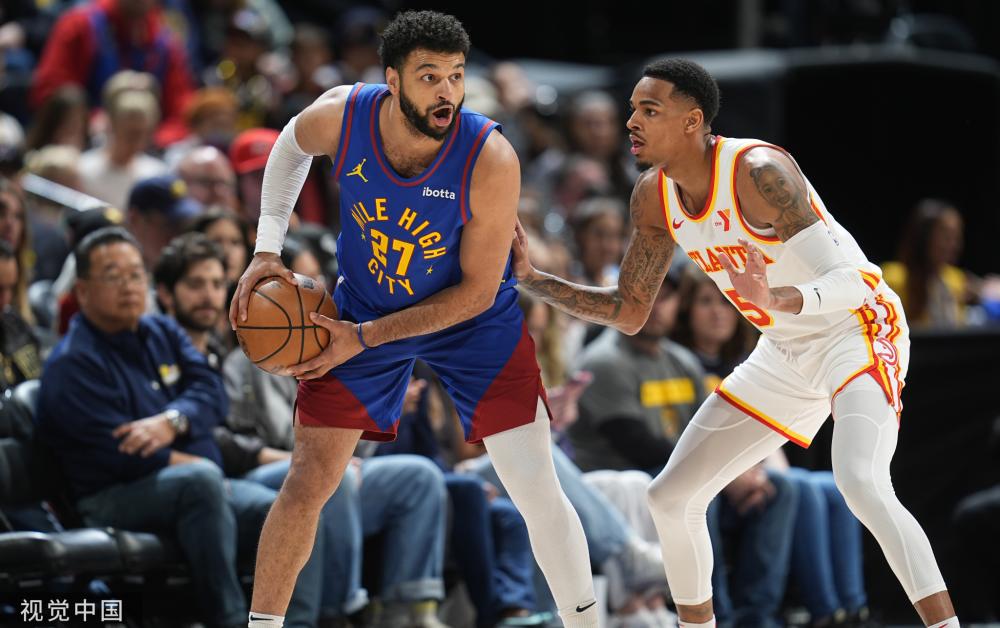 在场上对裁 在场上对裁