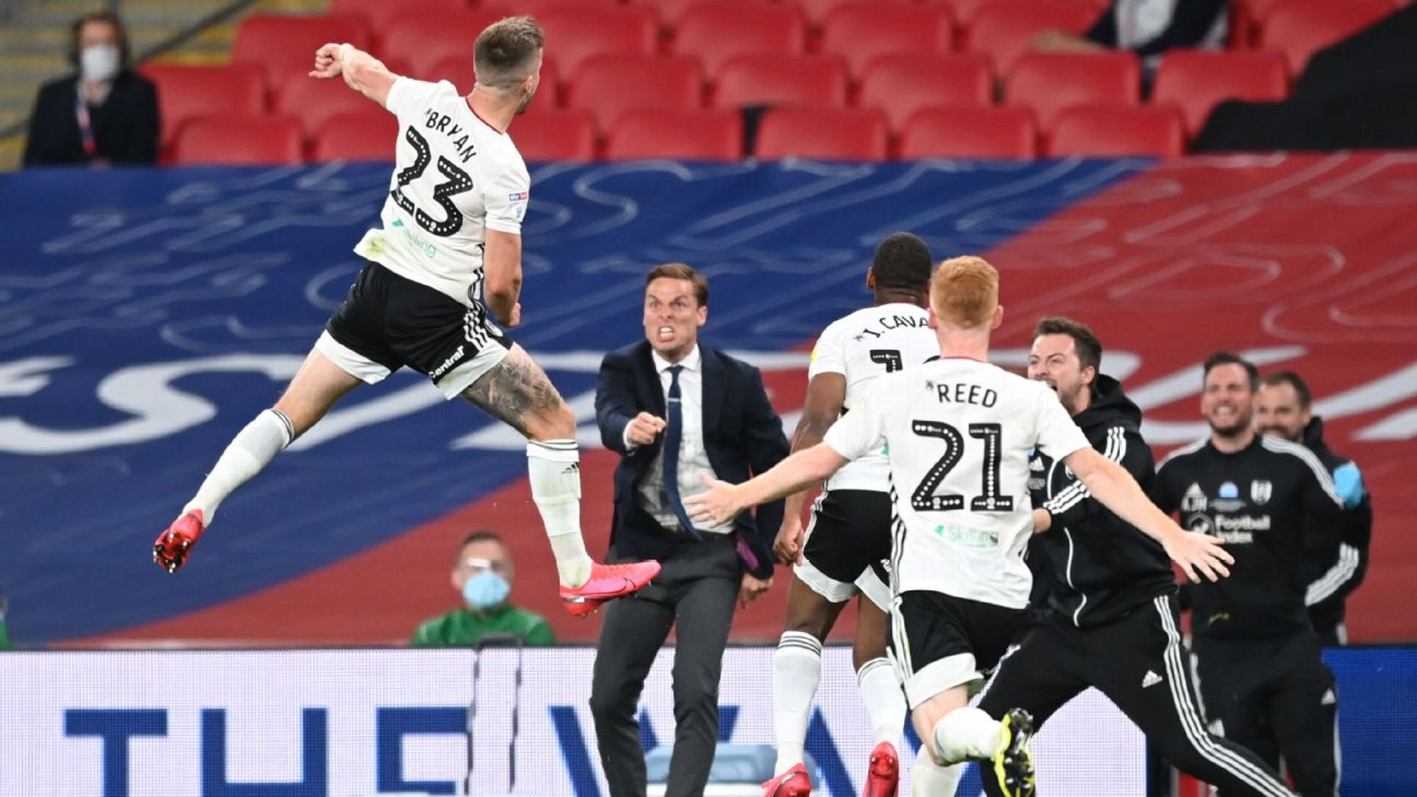 也显现出勇 也显现出勇