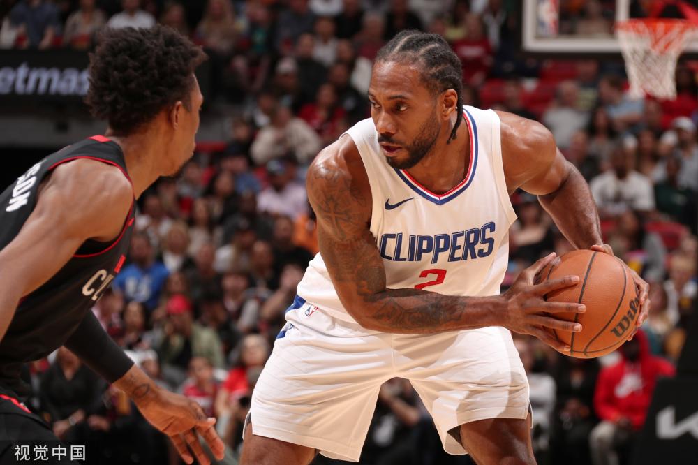 击不正之风 击不正之风